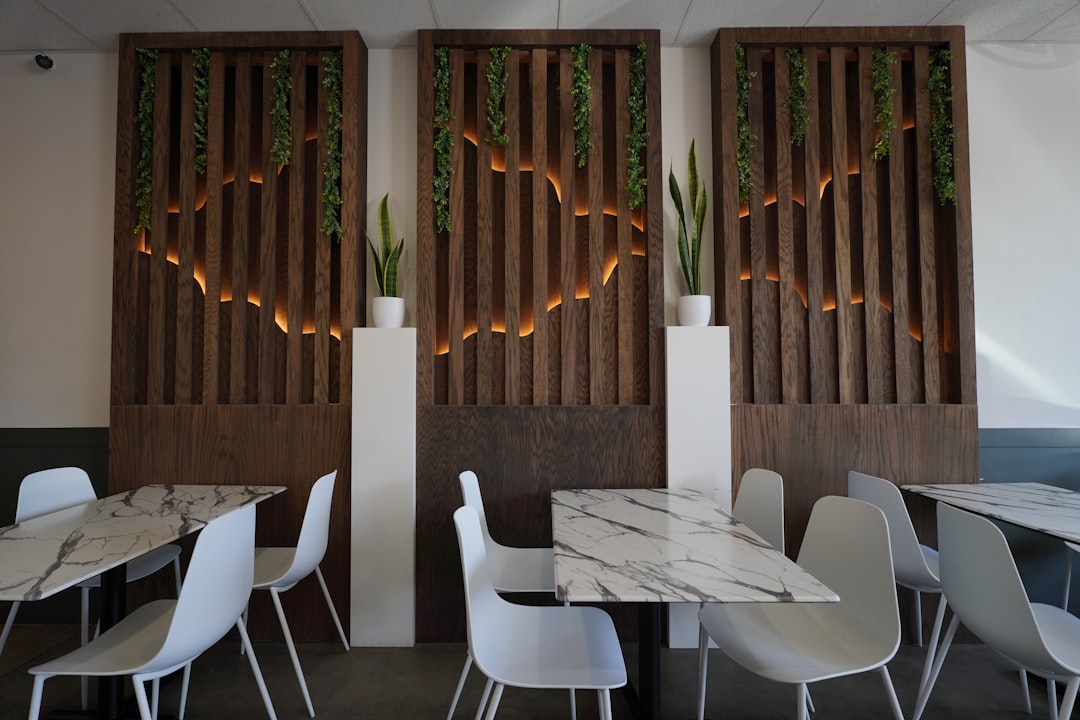 Photo neutral palette lighting